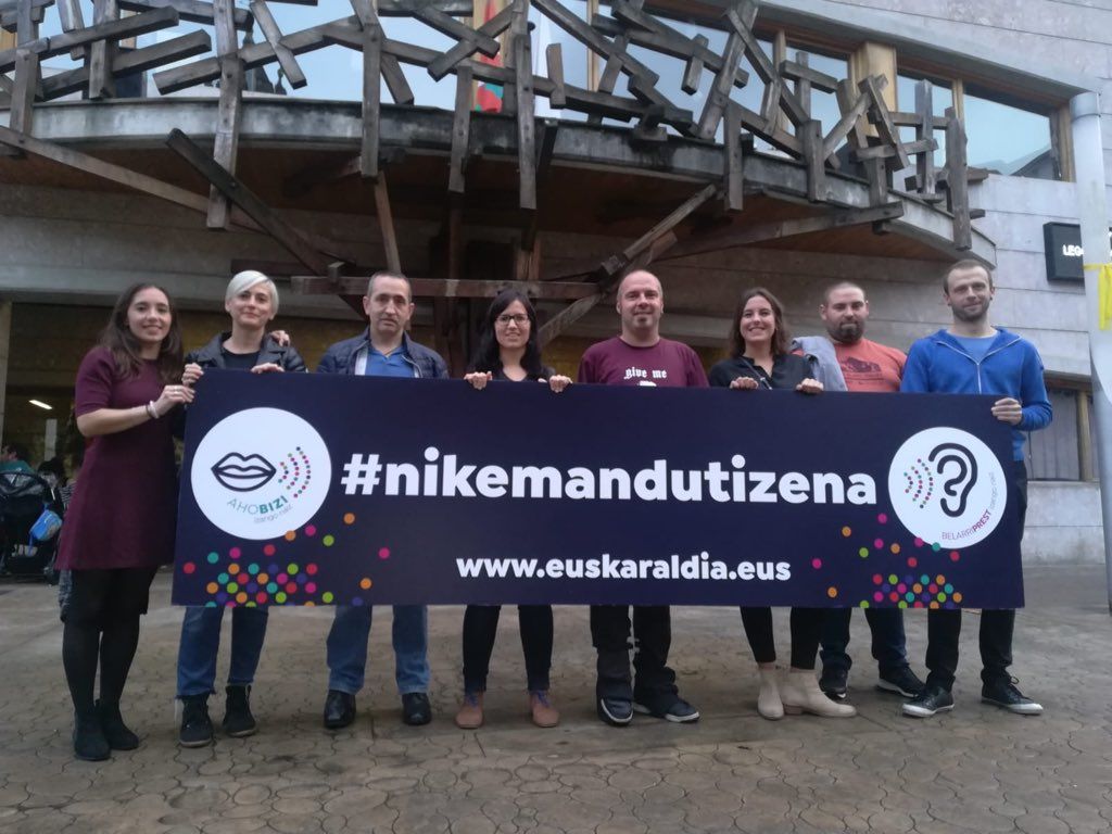 [Bideoa] Euskaraldian parte hartuko dute udalbatzako kideek